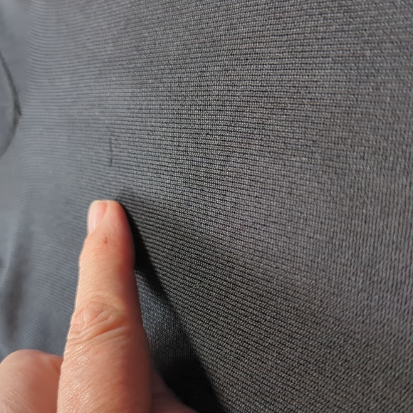 Classy black summer knit top size 10, all buttons seams and beads/sequins in VGC - Picture 15 of 15